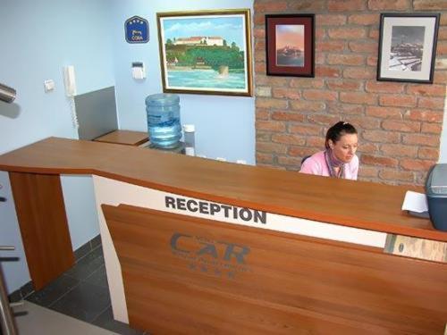 Car Royal Apartments And Rooms Novi Sad Exterior foto